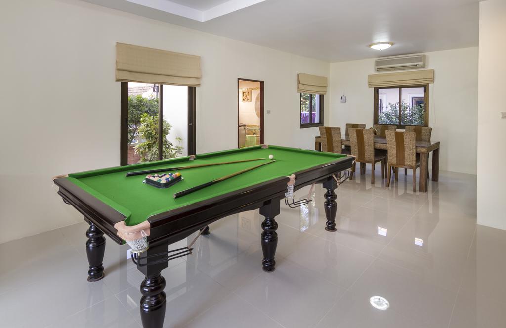 RATANA VILLA - PATTAYA HOLIDAY HOUSE WALKING STREET 7 bedrooms Buitenkant foto