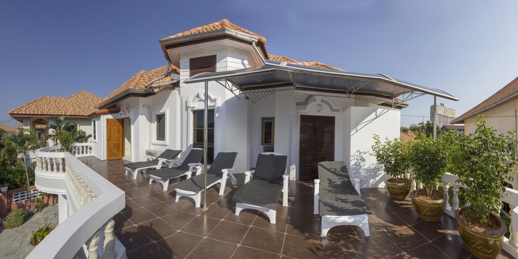 RATANA VILLA - PATTAYA HOLIDAY HOUSE WALKING STREET 7 bedrooms Buitenkant foto