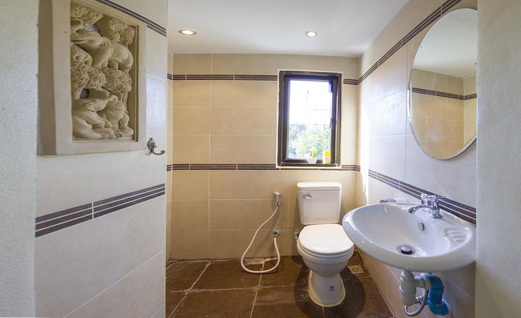 RATANA VILLA - PATTAYA HOLIDAY HOUSE WALKING STREET 7 bedrooms Buitenkant foto
